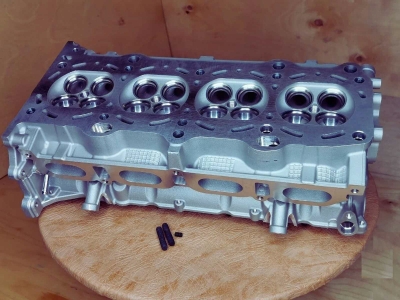 ГБЦ Сузуки Гранд Витара, Эскудо 2.4 J24B 1110078KA0 новая