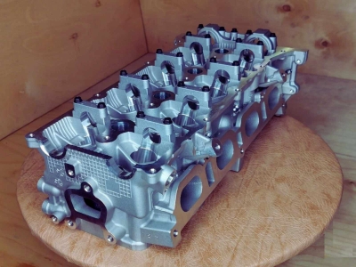 ГБЦ Сузуки Гранд Витара, Эскудо 2.4 J24B 1110078KA0 новая