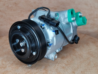 Компрессор кондиционера Киа Спортейдж 3, Ix35 977012Y550 Компрессор кондиционера Киа Спортейдж 3, Ix35 977012Y550