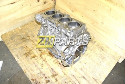 Блок цилиндров G4KJ Киа Соренто, Оптима, Соната, Санта Фе в сборе