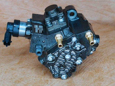 ТНВД CUMMINS ISF 2.8 4990601, 0445020119 ТНВД CUMMINS ISF 2.8 4990601, 0445020119