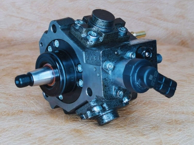 ТНВД CUMMINS ISF 2.8 4990601, 0445020119 ТНВД CUMMINS ISF 2.8 4990601, 0445020119